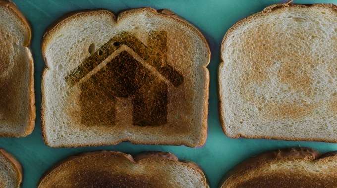 Toast with House Design imprinted
