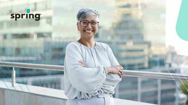 Elderly man receiving average pension in Canada