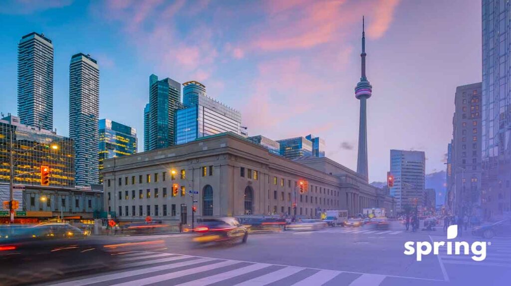 Ontario staycation tax credit - Toronto skyline